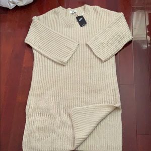 Sweater dress in tan